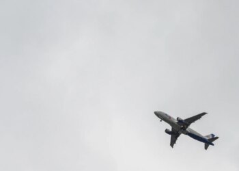 Найденная в пещере в Индии россиянка вернулась на родину