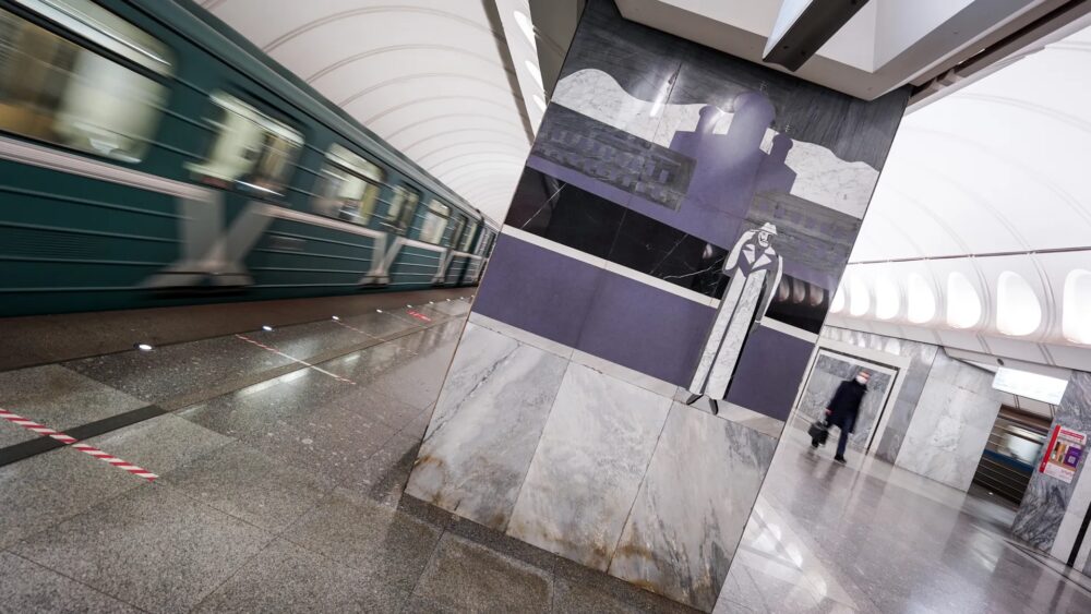 Станция метро Достоевская