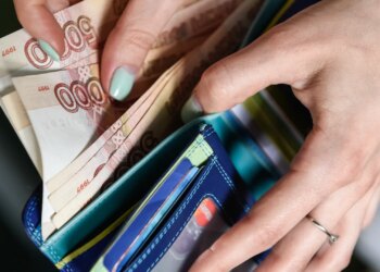 Названы семь признаков проблем с финансовой безопасностью