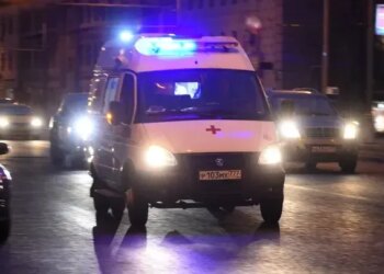 Пять человек пострадали в автоаварии со скорой помощью в Тверской области