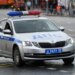 Утреннее ДТП у кинотеатра с участием Mazda и Volkswagen оставило после себя смятые капоты