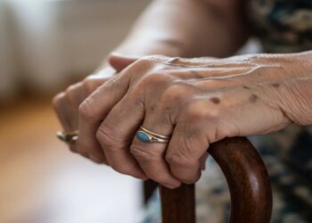 Пенсионерка стоит в очереди на новое жилье более 60 лет