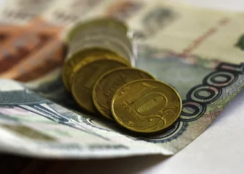 «Вернули 245 млн рублей мелочью»: как россияне за неделю сдали 56 млн монет и установили рекорд