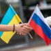 Спорт вне границ: украинки устроили фотосессию с россиянкой на награждении в Италии